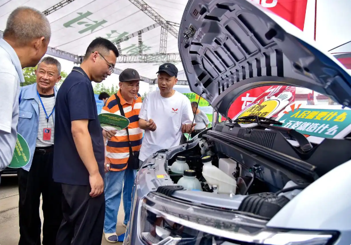 伺服阀,施耐德伺服阀,穆格伺服阀,阿托斯比列阀,伺服阀油缸,高压球阀,压力传感器,液压泵阀试验台,开关继电器,航空模拟器,轮船模拟器,坦克模拟器,船舶模拟器,多自由度平台